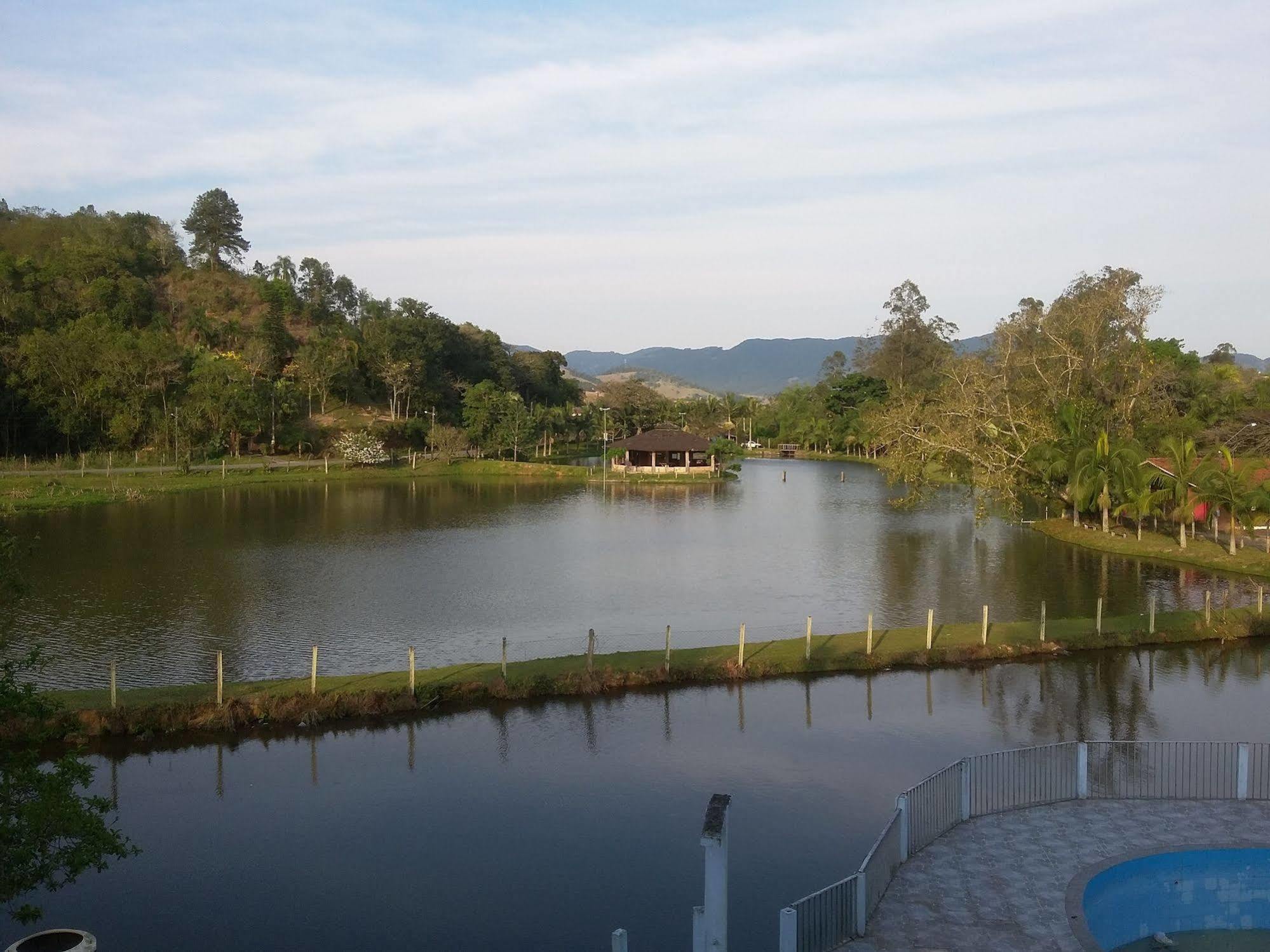 Hotel Termas Do Lago Gravatal Exterior photo